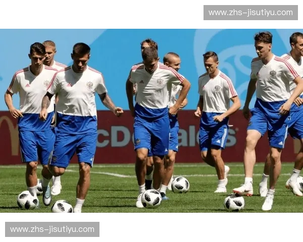 蓝十字vs阿拉胡埃：哥斯达黎加国家德比的激情碰撞与历史回响